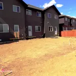 Maison de 1313 m² avec 3 chambre(s) en location à Edmonton