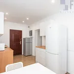 Rent 4 bedroom apartment of 73 m² in Poznan