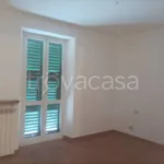 Affitto 4 camera appartamento di 65 m² in Albisola Superiore