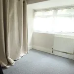 Rent 2 bedroom flat in West Midlands