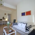 Rent a room of 170 m² in valencia