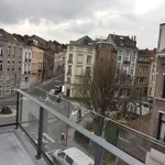 Appartement de 85 m² avec 2 chambre(s) en location à brussels