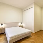 Rent 4 bedroom apartment of 115 m² in Capital City of Prague