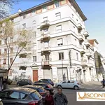 Rent 2 bedroom apartment of 65 m² in Milano