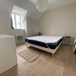Rent 3 bedroom house of 76 m² in la fresnais