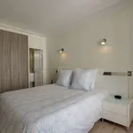 Rent 2 bedroom apartment of 59 m² in paris