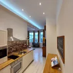 Rent 4 bedroom apartment of 92 m² in Budapest