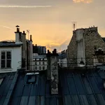 Rent 1 bedroom apartment of 350 m² in Paris