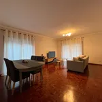 Rent a room of 120 m² in Vila Nova de Gaia