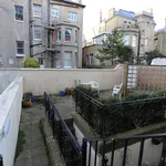 Rent 2 bedroom flat in Hove