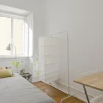 Rent 5 bedroom apartment in Lisbon