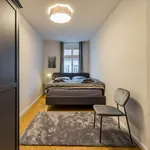 Miete 3 Schlafzimmer wohnung von 120 m² in Berlin