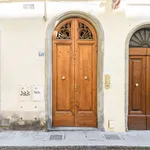 Rent 1 bedroom apartment of 60 m² in Florence