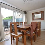 Rent 5 bedroom house in East Midlands