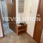 Rent 3 bedroom apartment of 70 m² in Ален мак