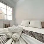 Rent a room of 100 m² in madrid