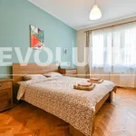 Rent 1 bedroom apartment of 50 m² in Център - ЦУМ