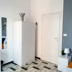 Rent a room in turin