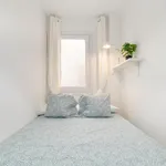 Rent 7 bedroom apartment in Barcelona