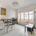 Rent 4 bedroom apartment of 71 m² in Lyon