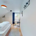 Rent a room of 247 m² in Nanterre