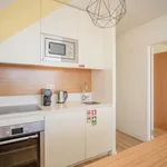 Rent 4 bedroom apartment of 45 m² in Porto