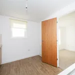 Rent 2 bedroom flat in Aberdeen