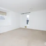 Rent 2 bedroom apartment in Edinburgh