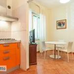 Affitto 3 camera appartamento di 83 m² in Rome