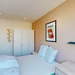 Louez une chambre de 89 m² à Lille