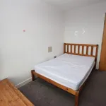 Rent 2 bedroom flat in Sheffield