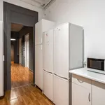 Rent a room of 120 m² in barcelona