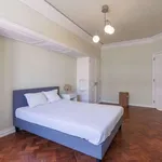 Rent a room in lisbon