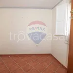 Affitto 5 camera appartamento di 124 m² in Caltagirone