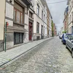 Rent 1 bedroom apartment in BRUXELLES