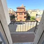 Rent 3 bedroom apartment of 85 m² in Roma