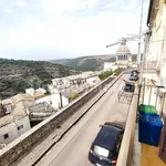 Rent 3 bedroom house of 71 m² in Ragusa