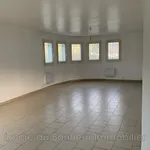 Appartement de 115 m² avec 4 chambre(s) en location à St