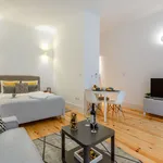 Rent 1 bedroom apartment of 50 m² in Porto