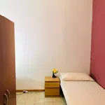 Rent 6 bedroom apartment in Rome