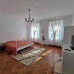 Rent 3 bedroom apartment of 90 m² in Brasov