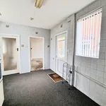 Rent 3 bedroom flat in Doncaster