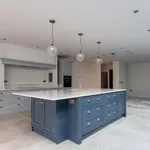 Rent 5 bedroom house in Wales