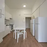 Rent a room in lisbon