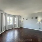 Maison de 699 m² avec 5 chambre(s) en location à Toronto