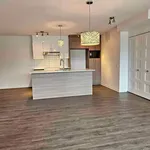 Appartement de 990 m² avec 4 chambre(s) en location à Laval (administrative region)