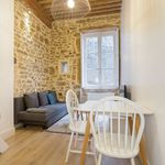 Rent 2 bedroom apartment of 25 m² in Lyon