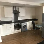 Rent 2 bedroom flat in Leicester