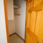 Rent 3 bedroom house of 279 m² in Macomb