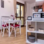 Rent a room of 75 m² in Milan